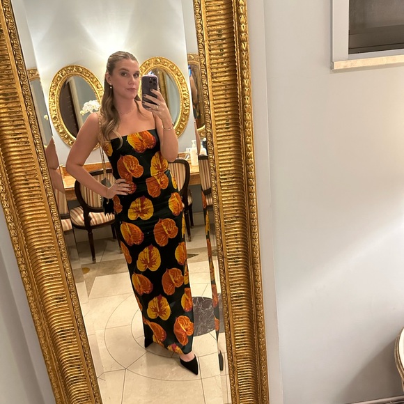 Reformation Dresses & Skirts - Reformation Frankie Silk Dress
